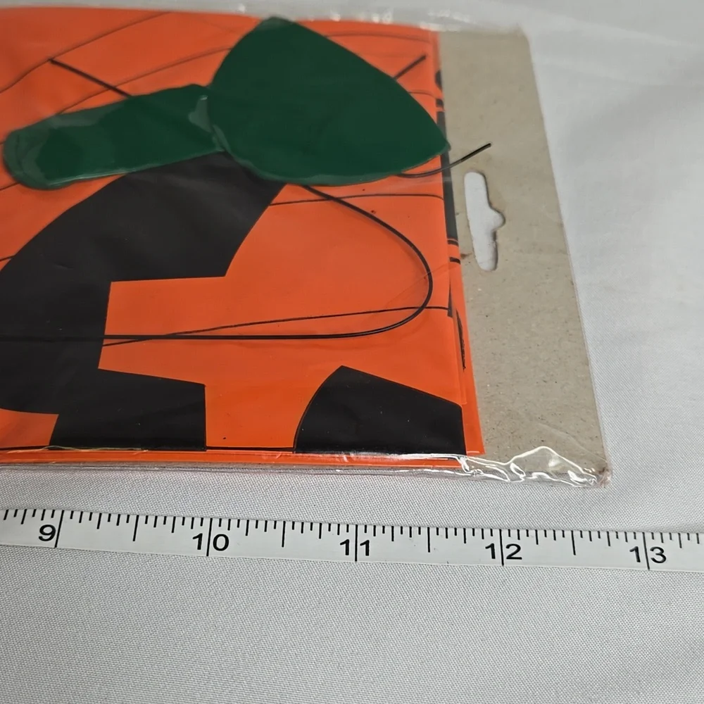 All Weather Flying Windsock Outdoor Decoration, Fall Halloween, 4.5 Ft Tall, New